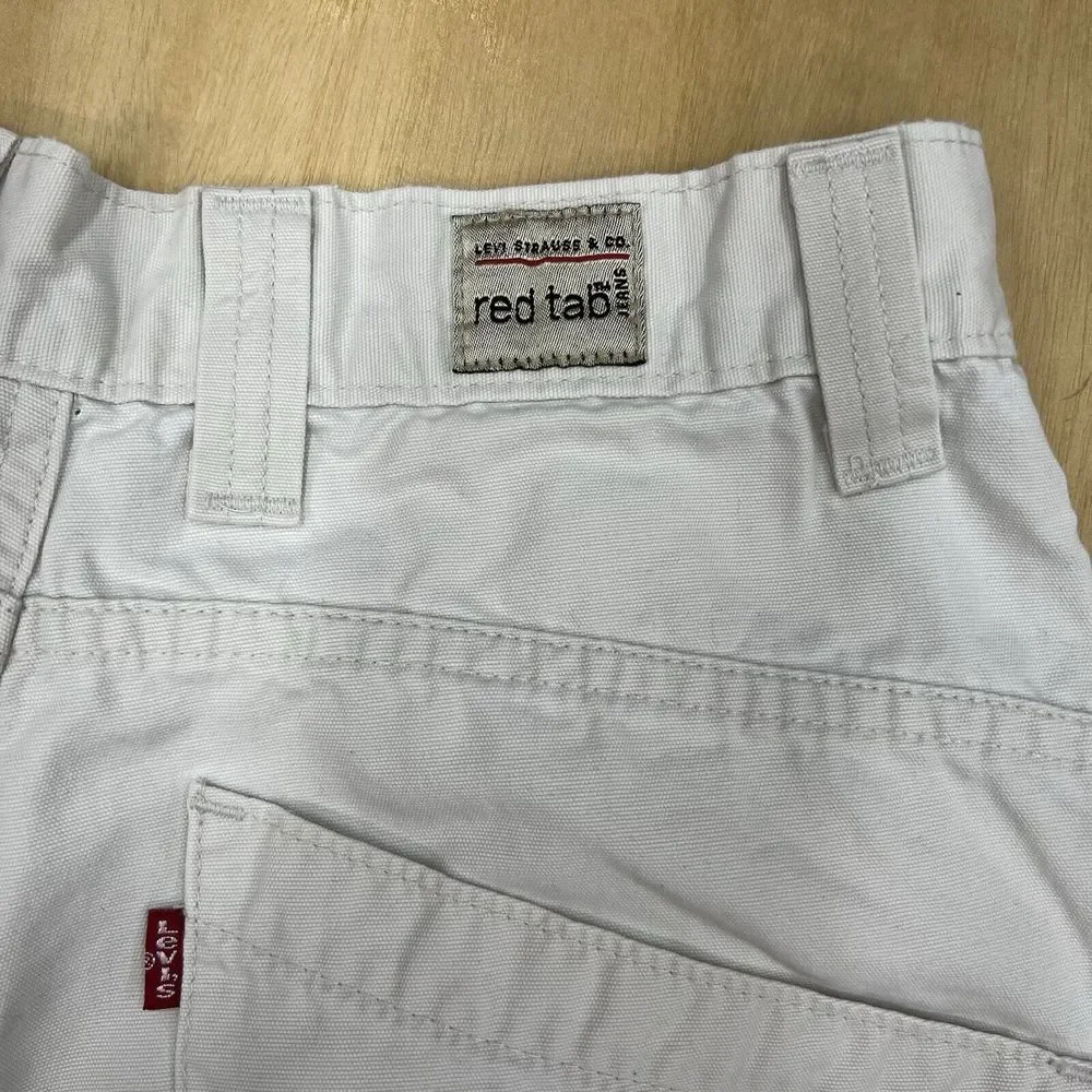 Levis please check